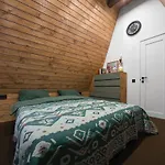 Villa Freeman-4b двоповерховий з кухнею, альтанкою, грилем 6місний