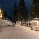 Freeman-4b двоповерховий з кухнею, альтанкою, грилем 6місний *