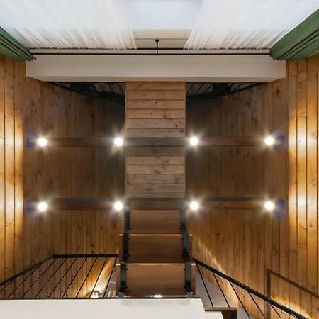 Villa Freeman-4b - двоповерховий у з альтанкою та грилем для 6 гостей Bukovel