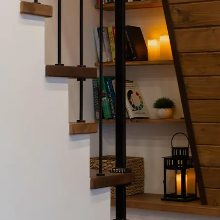 Freeman-4b - двоповерховий у з альтанкою та грилем для 6 гостей Вилла *