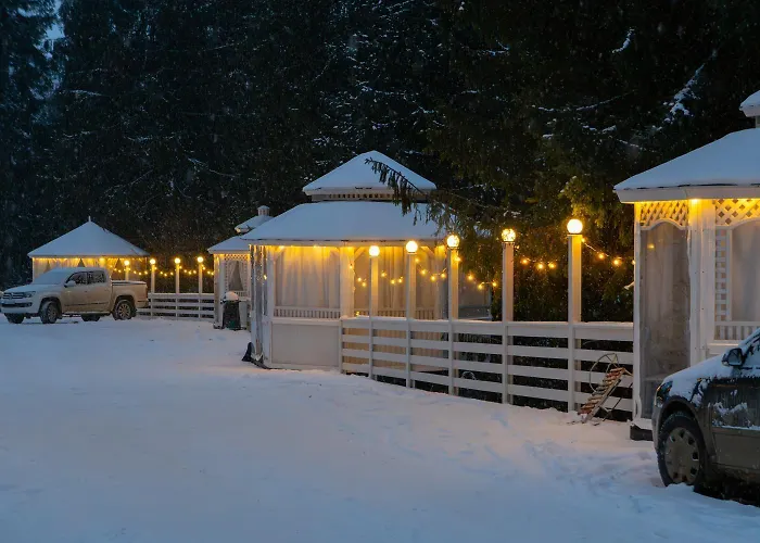 Villa Freeman-4b двоповерховий з кухнею, альтанкою, грилем 6місний