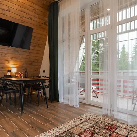 Villa двоповерхові у Freeman-4b з альтанкою та грилем Bukovel